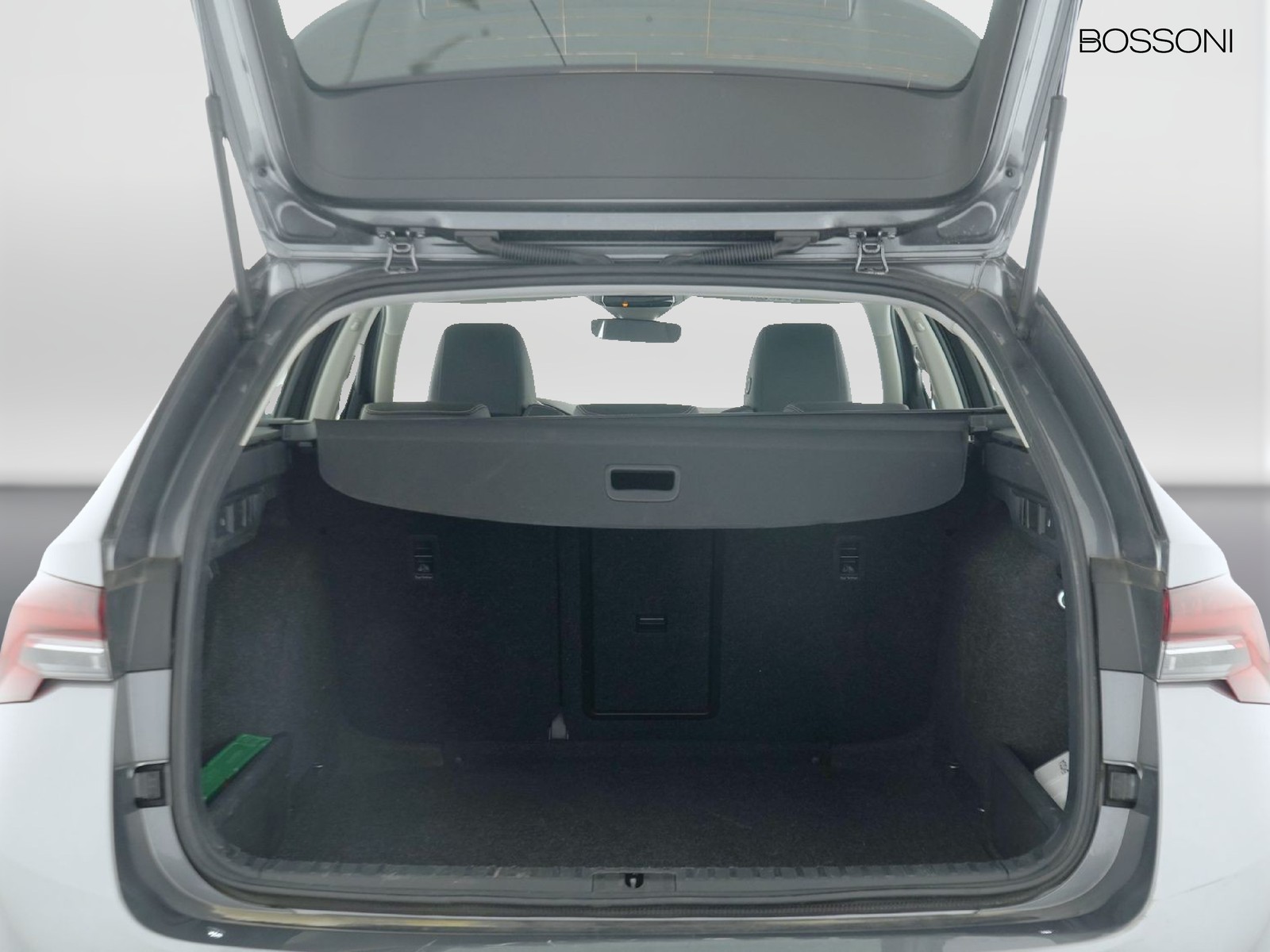 10 - Skoda Octavia wagon 2.0 tdi 150cv executive dsg