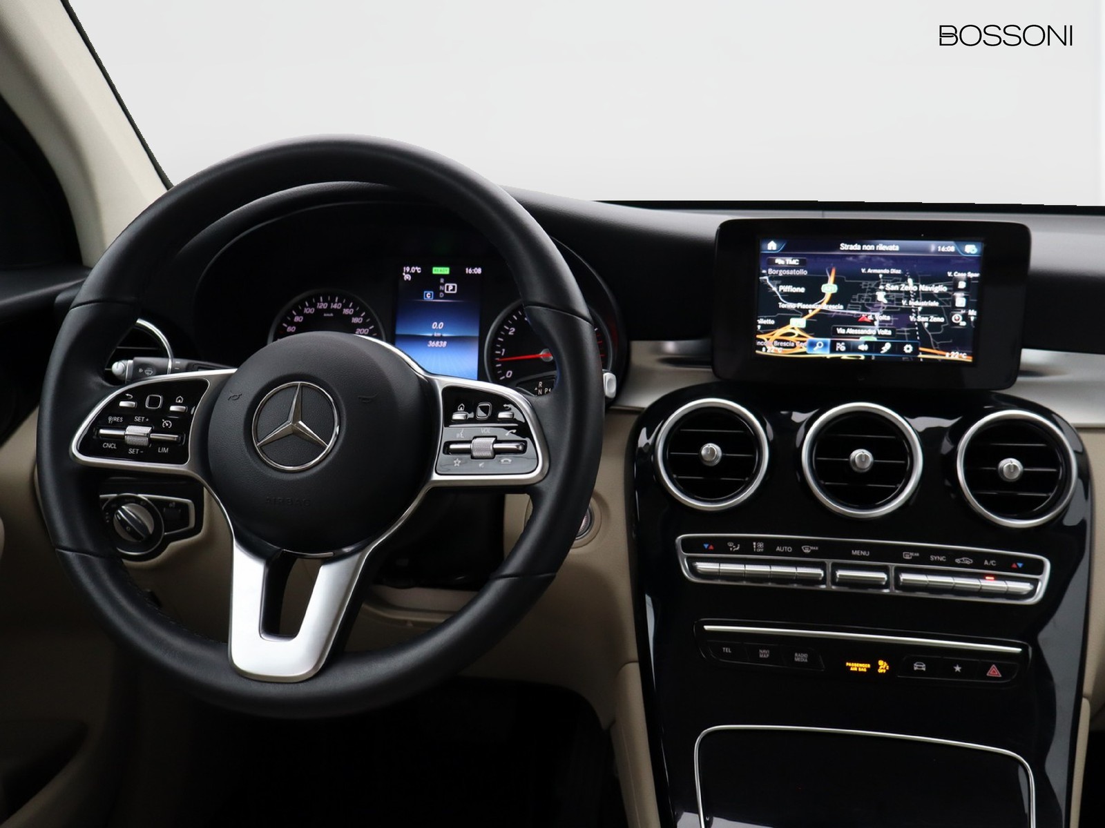 12 - Mercedes GLC suv 200 mild hybrid (eq-boost) business 4matic 9g-tronic plus