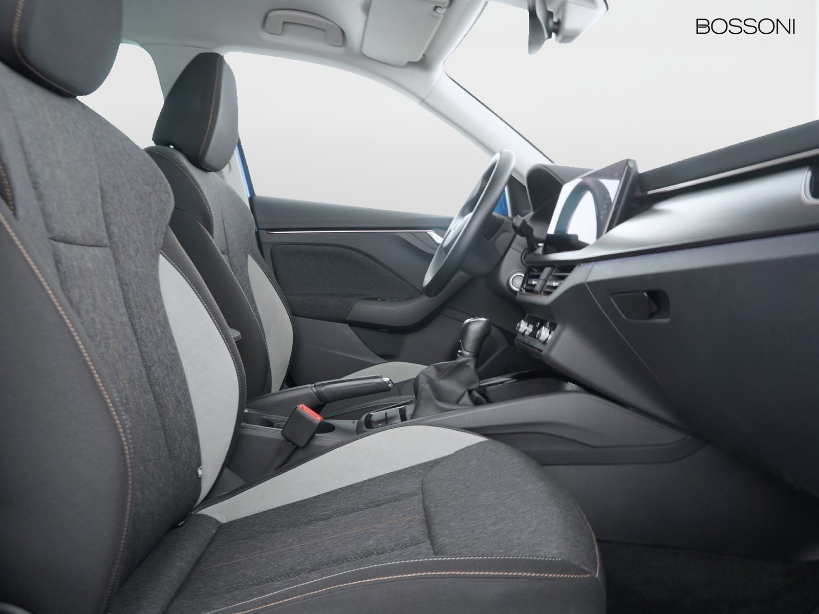 8 - Skoda Kamiq 1.0 g-tec 90cv style