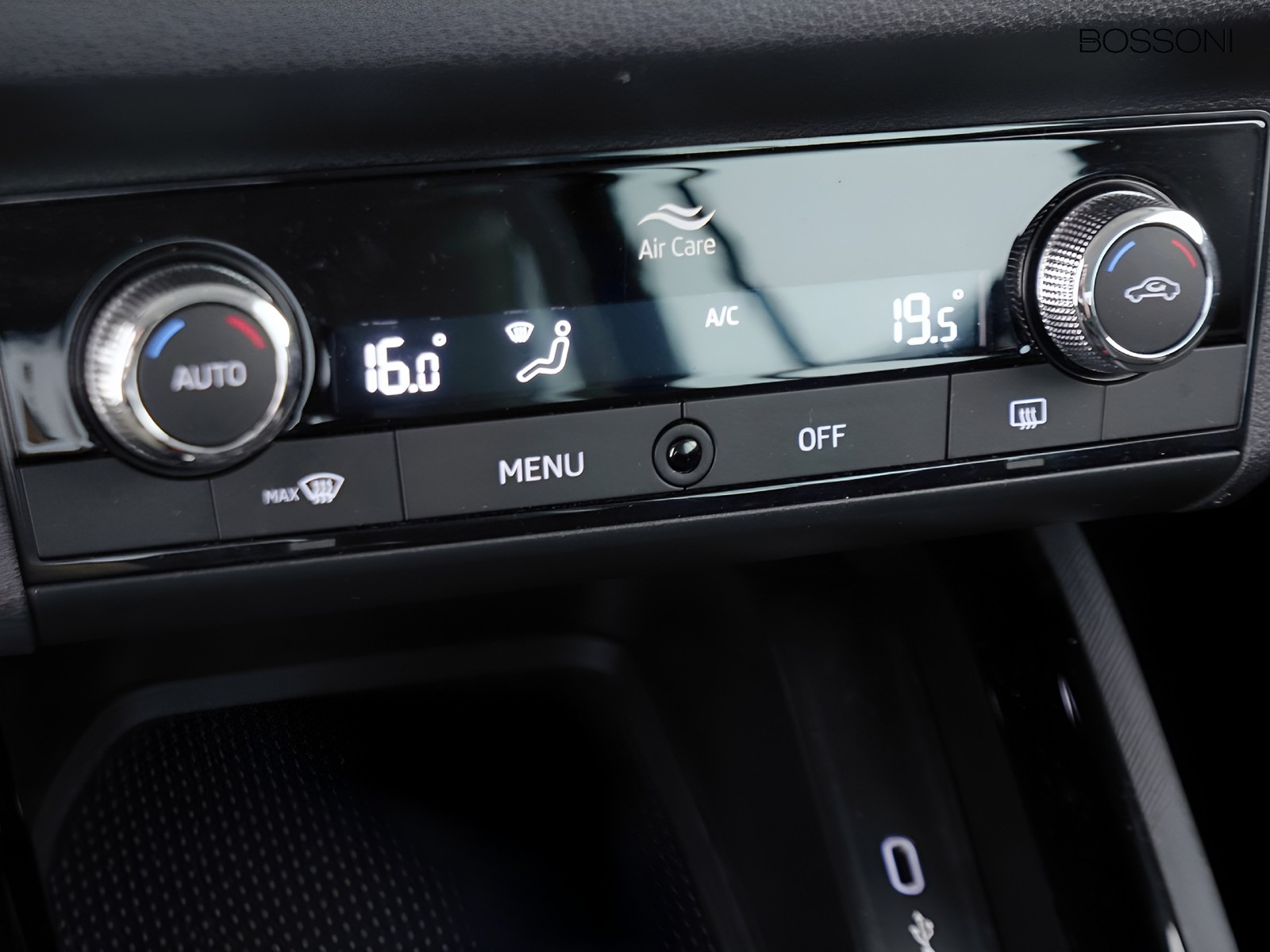 24 - Skoda Kamiq 1.0 g-tec 90cv style