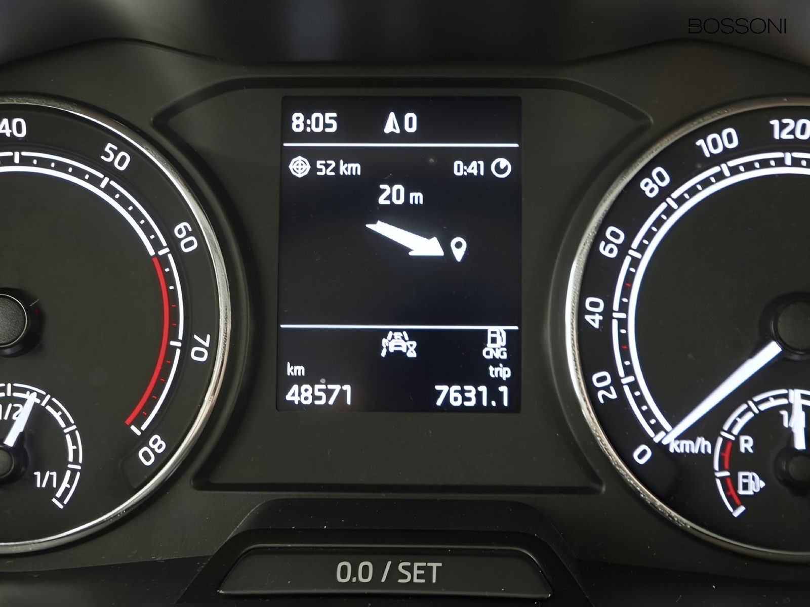 32 - Skoda Kamiq 1.0 g-tec 90cv style