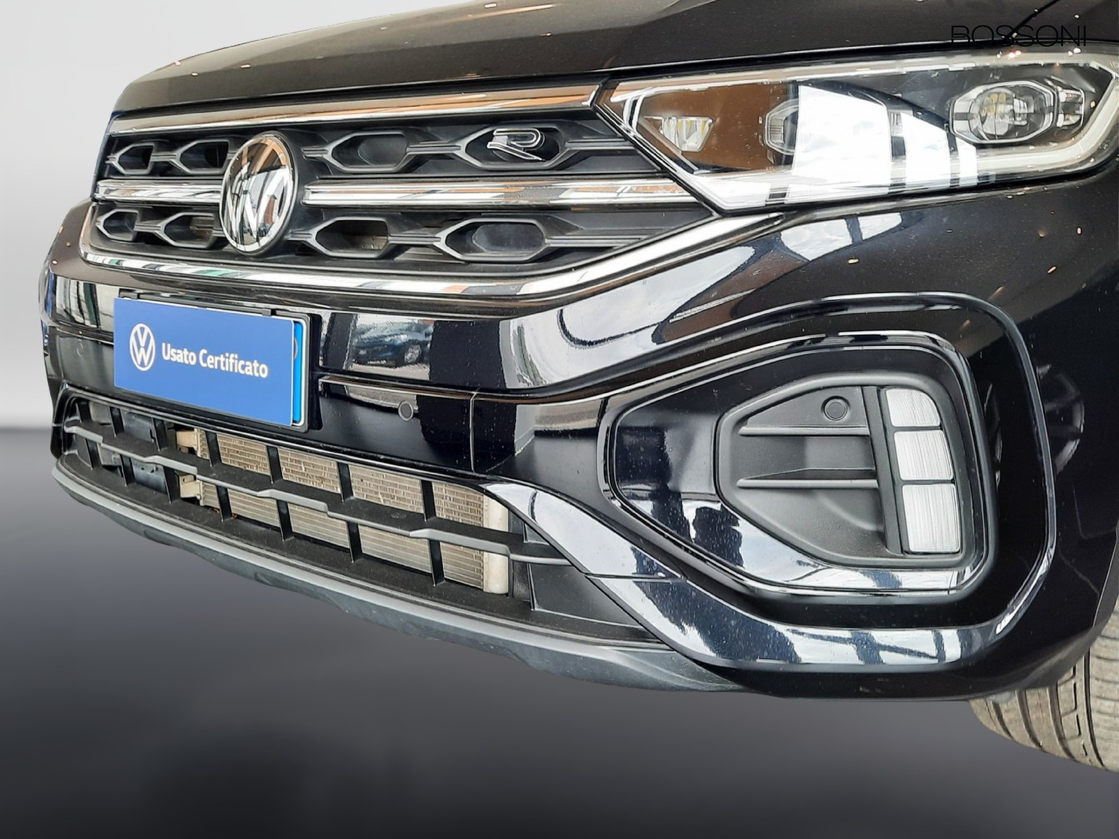 17 - Volkswagen T-Roc 2.0 tdi scr 150cv r line dsg