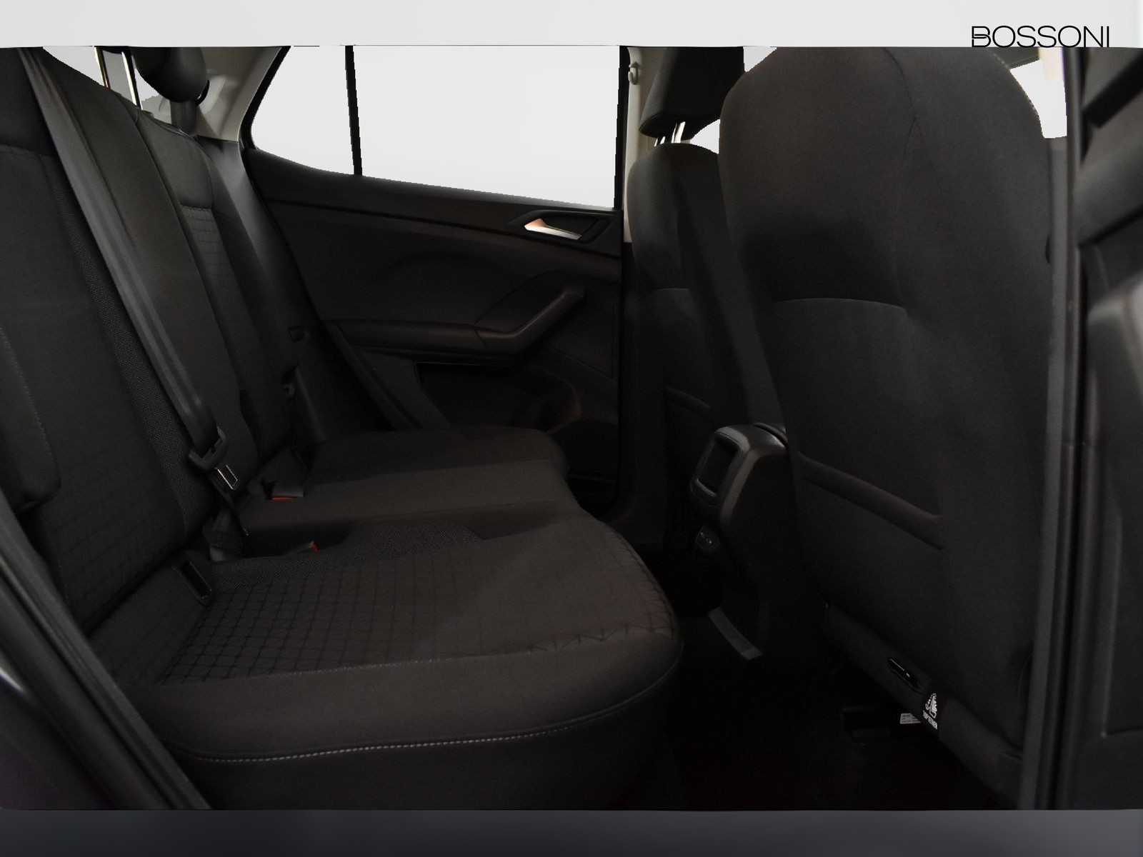 9 - Volkswagen T-Cross 1.0 tsi 110cv style dsg