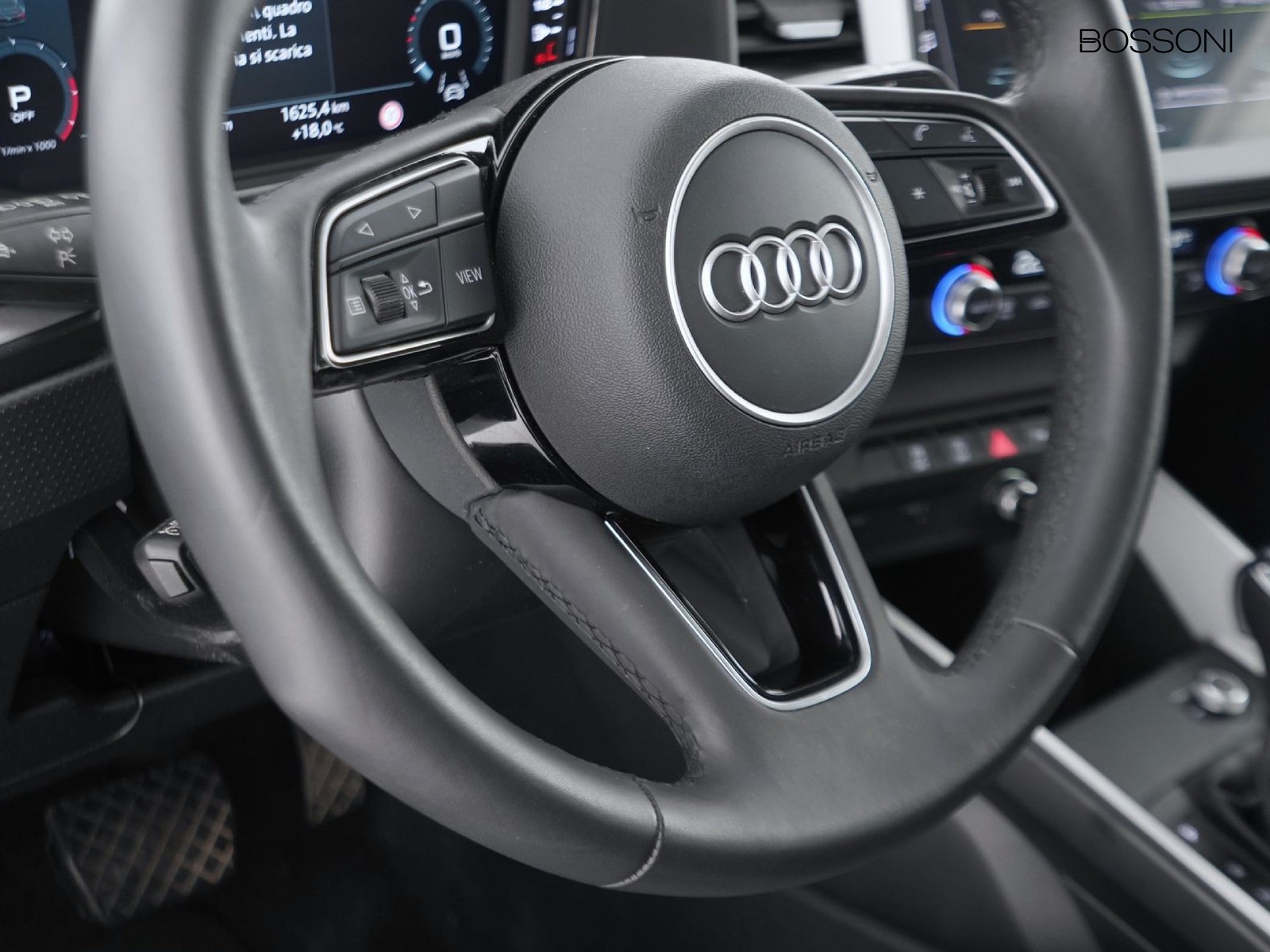 24 - Audi A1 sportback 35 1.5 tfsi s line edition s tronic