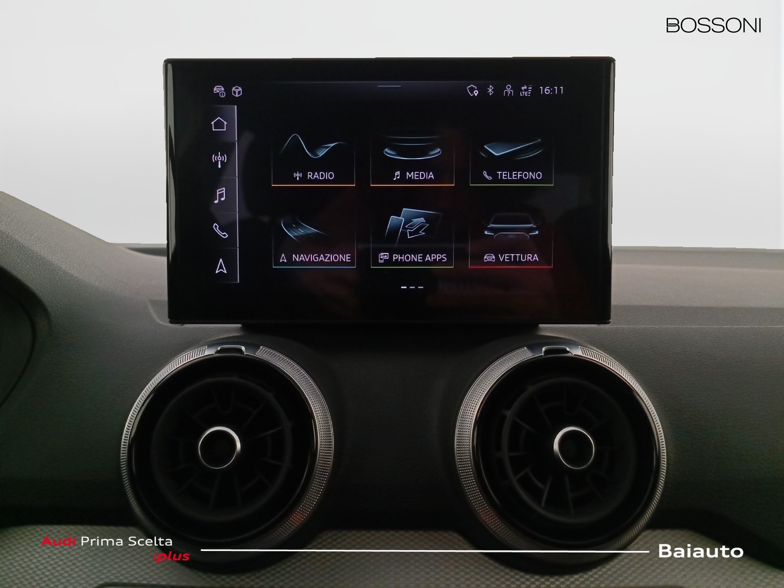 11 - Audi Q2 35 1.5 tfsi s line edition s tronic