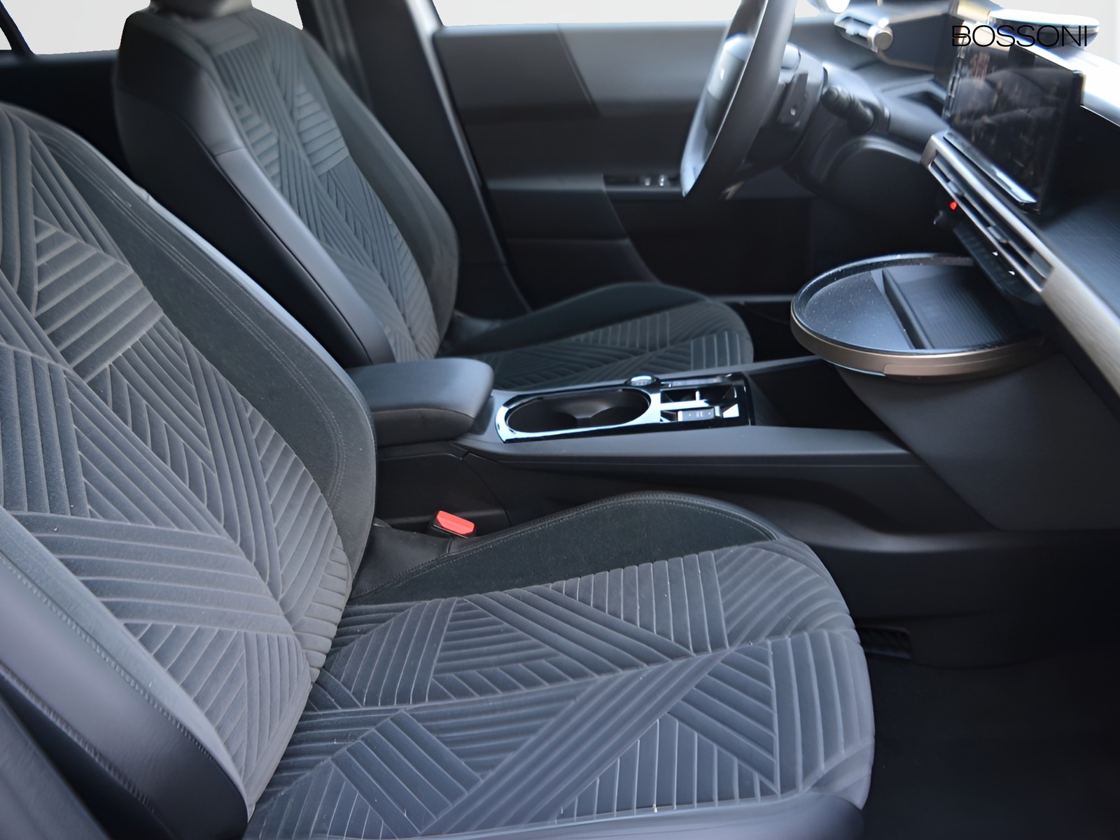 5 - Lancia Ypsilon 1.2 mhev 110cv lx e-dct