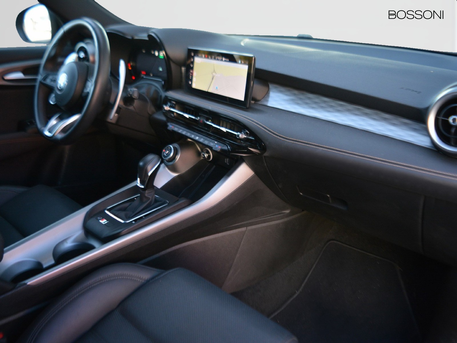 8 - Alfa Romeo Tonale 1.5 hybrid 160cv veloce tct7