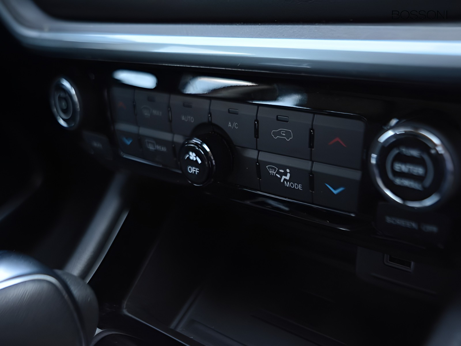 12 - Jeep Compass 1.5 turbo t4 mhev 130cv altitude 2wd