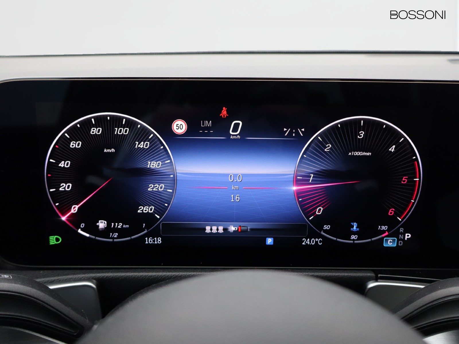 9 - Mercedes GLB 200 d amg line premium 4matic 8g-dct