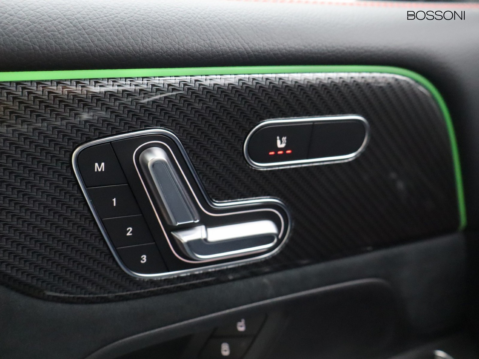 16 - Mercedes GLB 200 d amg line premium 4matic 8g-dct