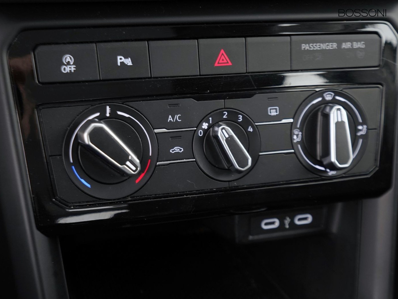 23 - Volkswagen T-Cross 1.0 tsi 95cv style