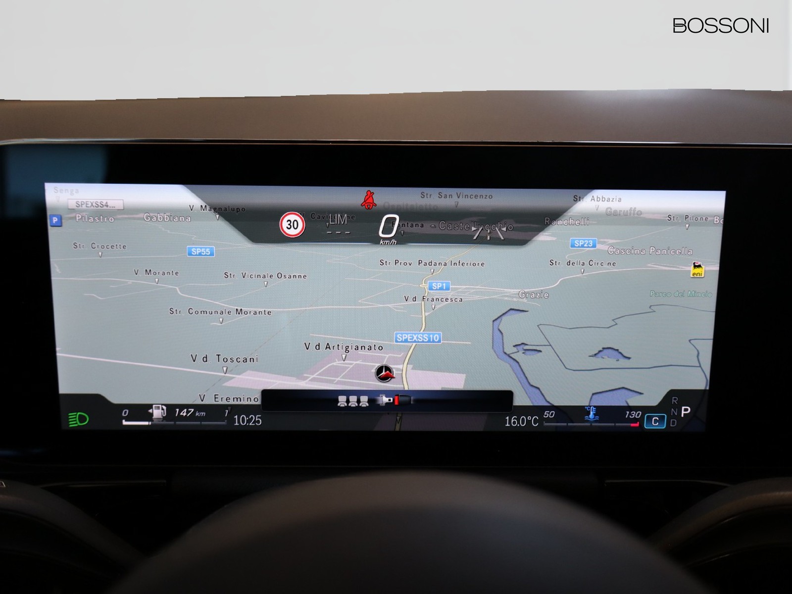 16 - Mercedes GLA 200 d amg line extra 8g-dct