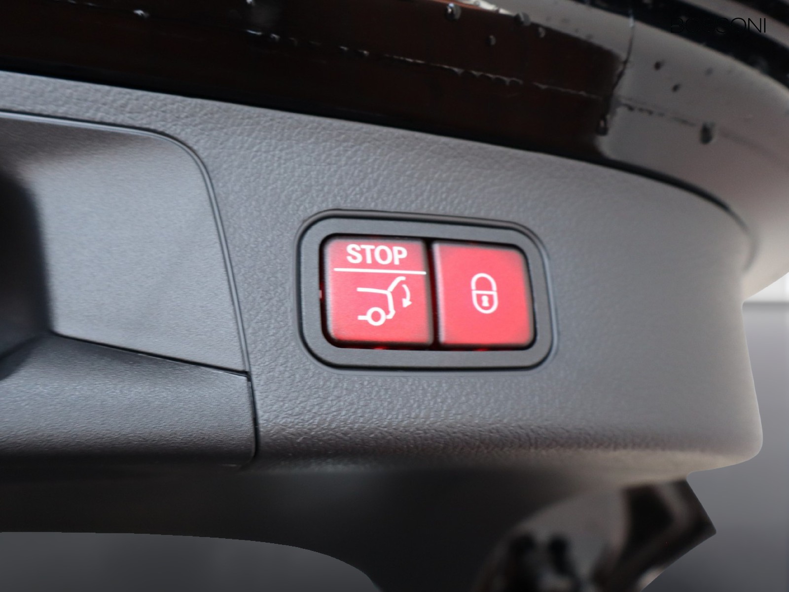 18 - Mercedes GLA 200 d amg line extra 8g-dct