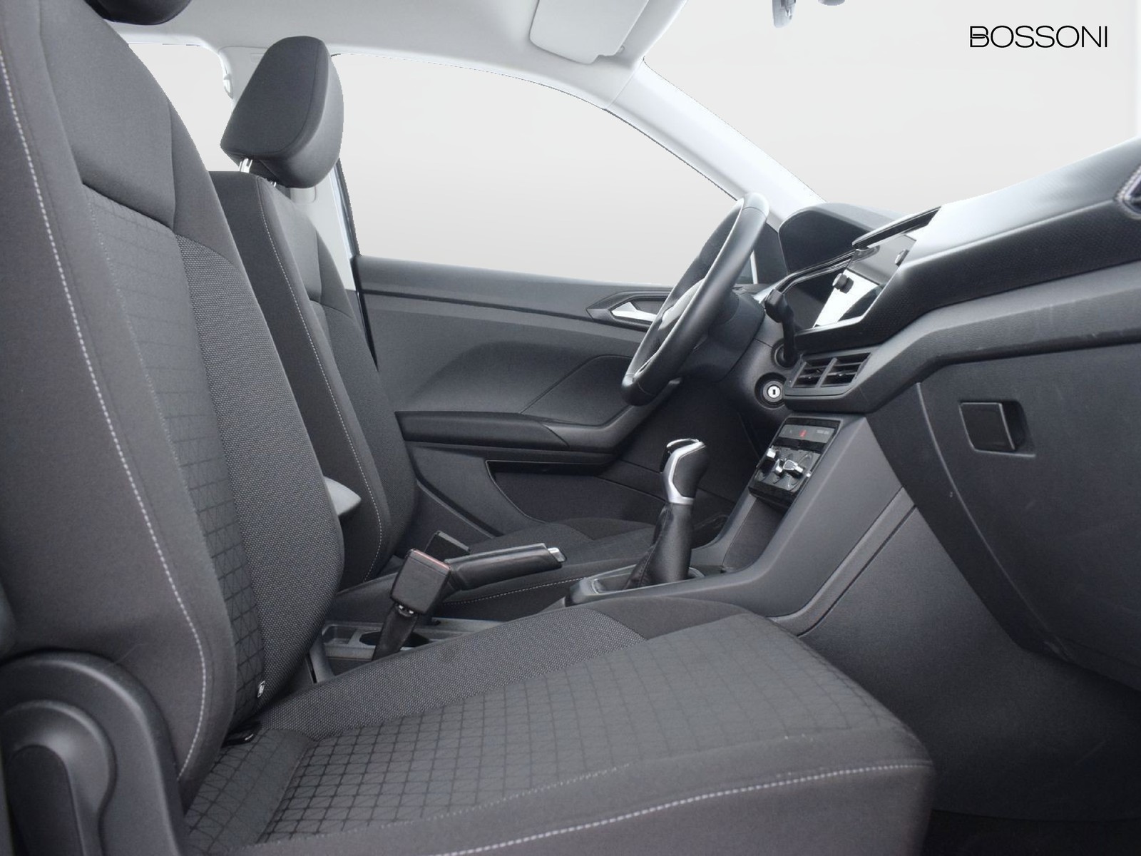 8 - Volkswagen T-Cross 1.0 tsi 95cv style