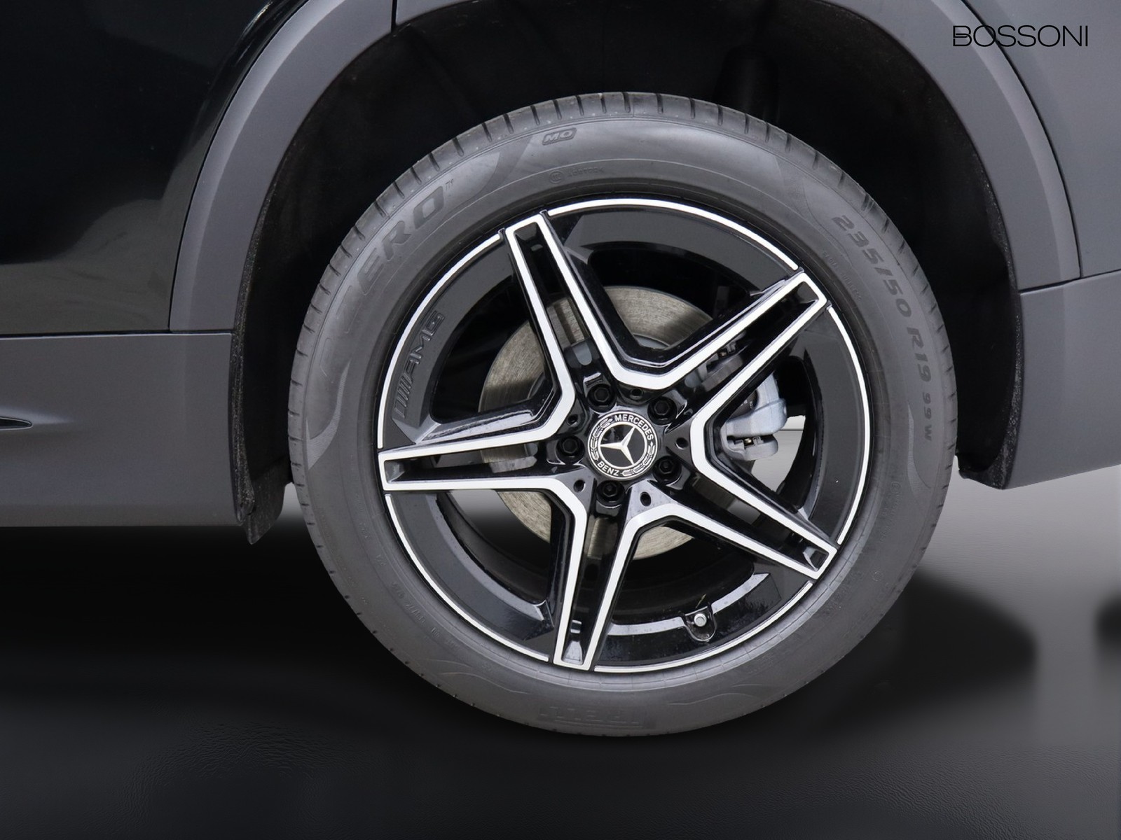 4 - Mercedes GLB 220 d amg line premium 4matic 8g-dct