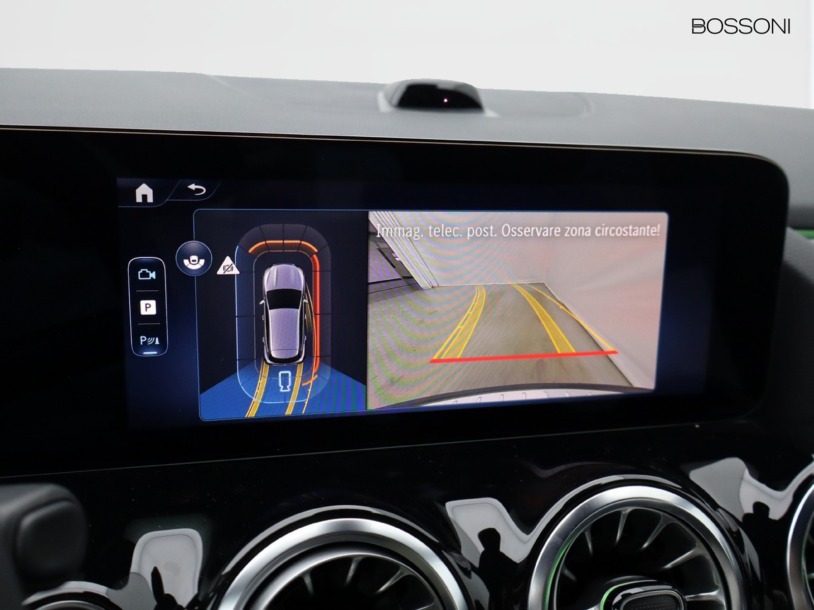 11 - Mercedes GLA 200 d amg line extra 8g-dct