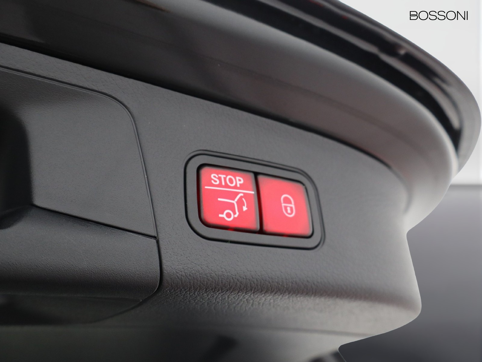 18 - Mercedes GLA 200 d amg line extra 8g-dct