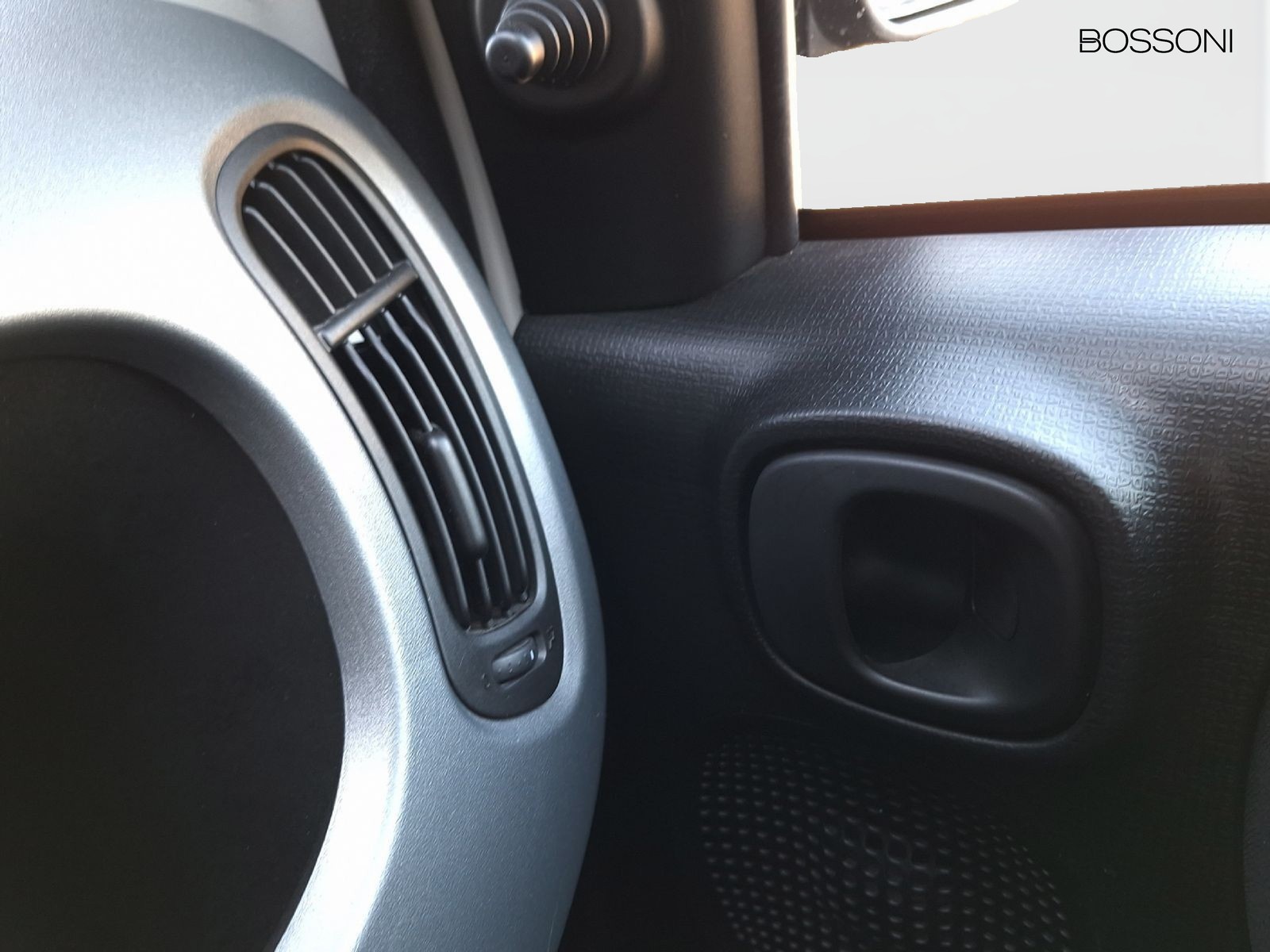 21 - Fiat Panda 1.0 firefly hybrid 70cv s&s