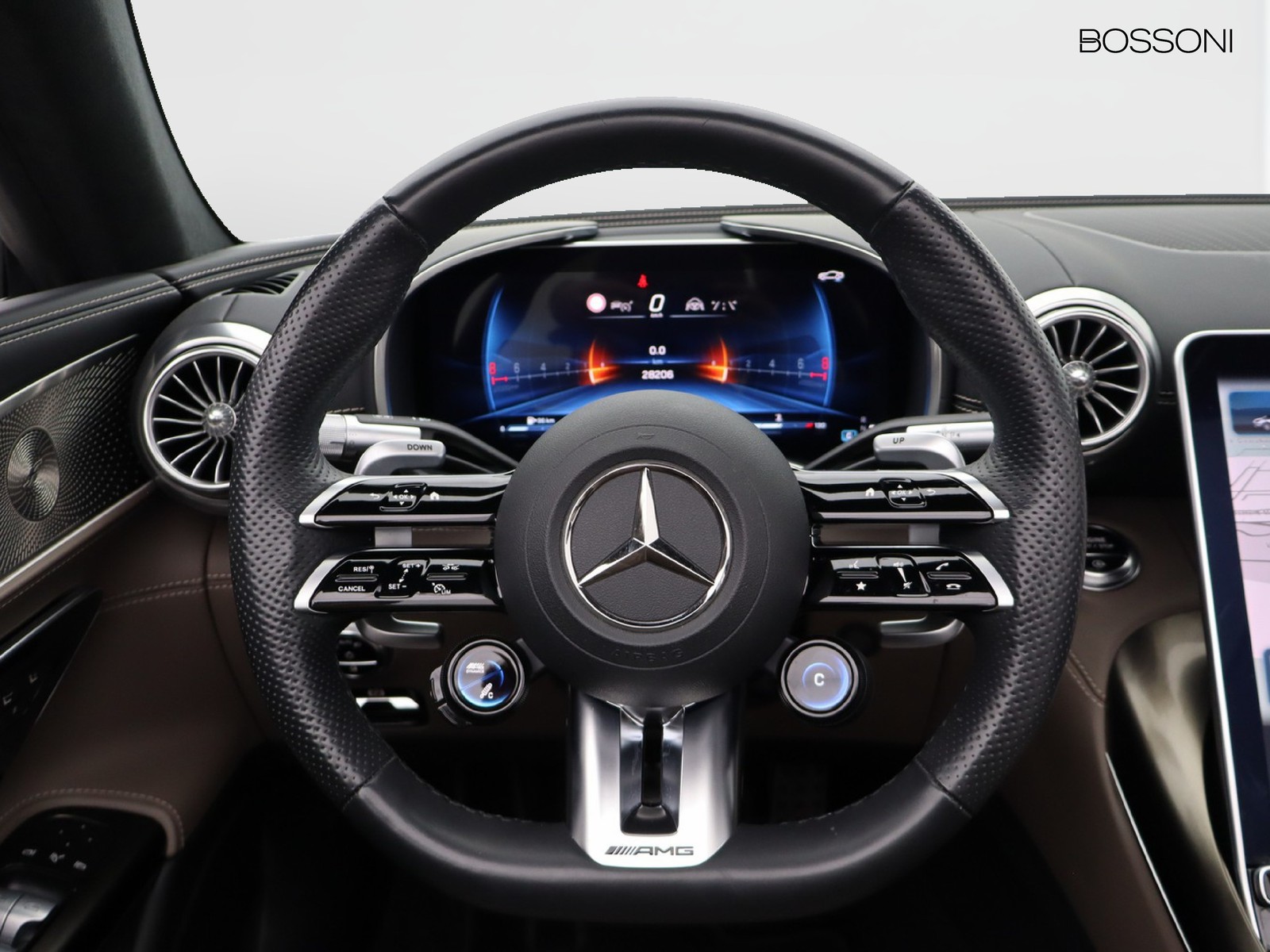 18 - AMG SL amg roadster 63 v8 premium plus 4matic+ speedshift mct amg