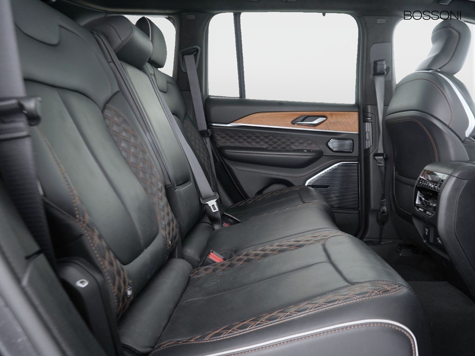 9 - Jeep Grand Cherokee 2.0 atx phev summit reserve 4xe auto