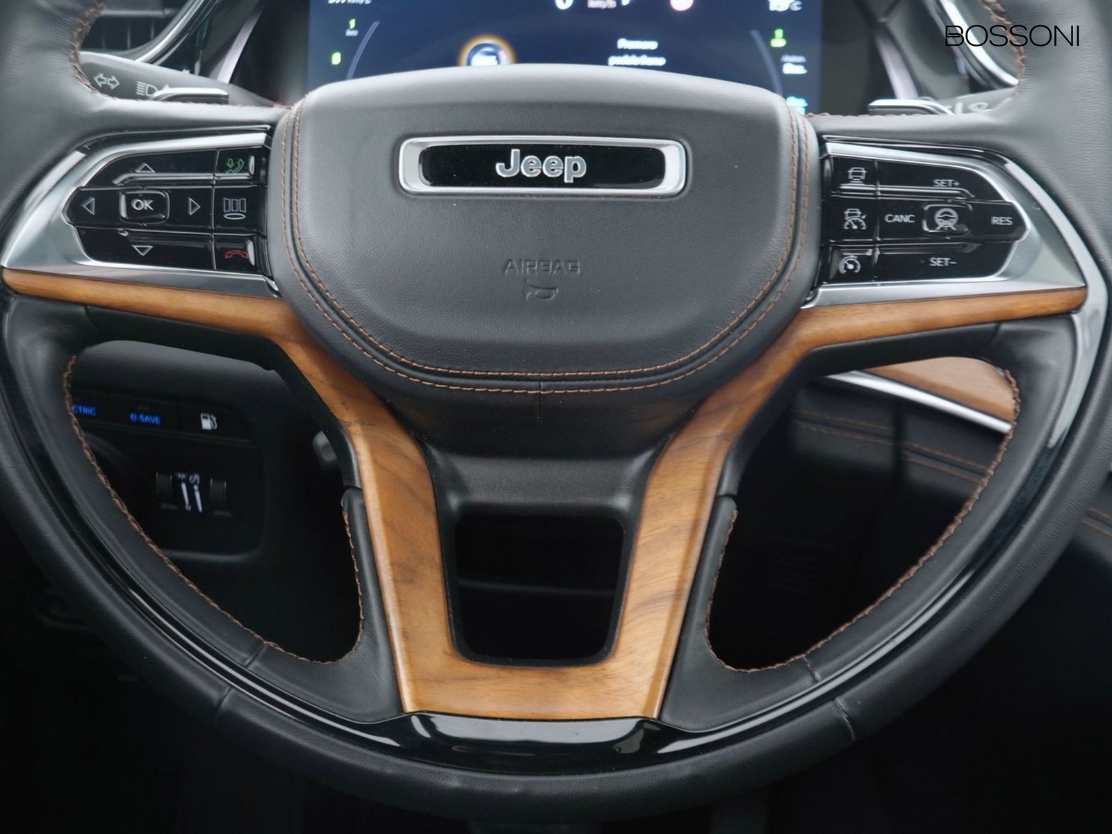 15 - Jeep Grand Cherokee 2.0 atx phev summit reserve 4xe auto