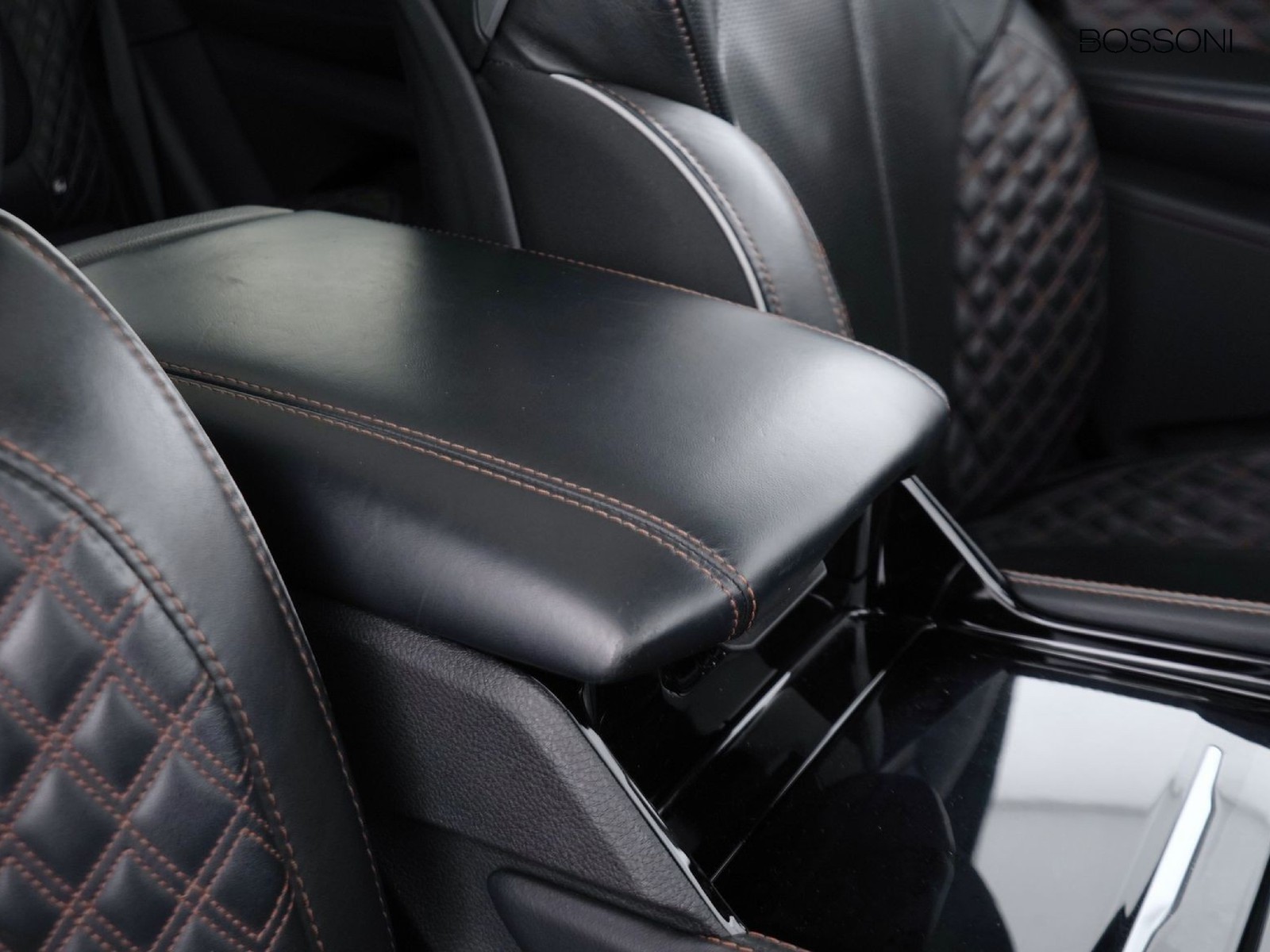 18 - Jeep Grand Cherokee 2.0 atx phev summit reserve 4xe auto