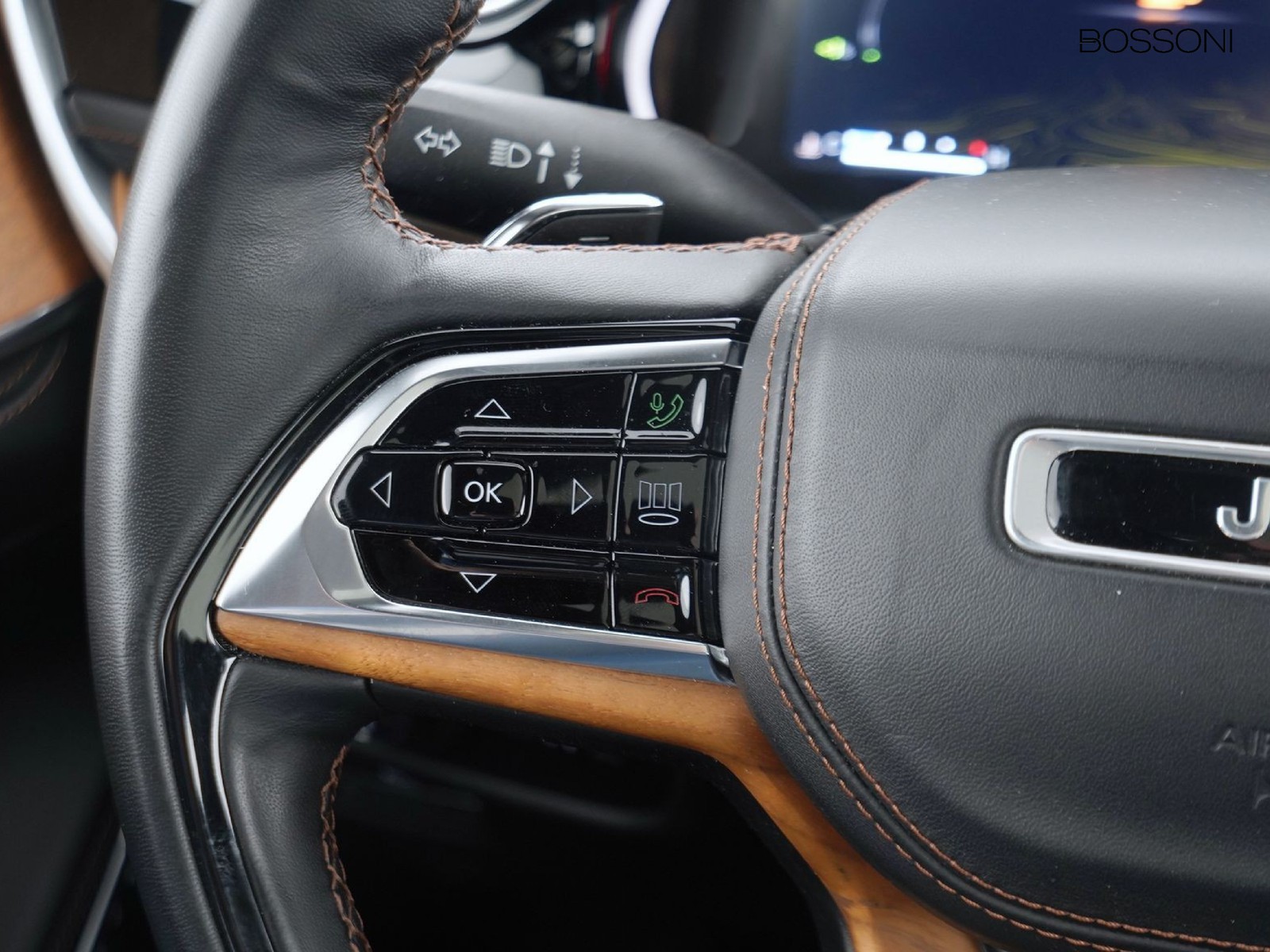 29 - Jeep Grand Cherokee 2.0 atx phev summit reserve 4xe auto