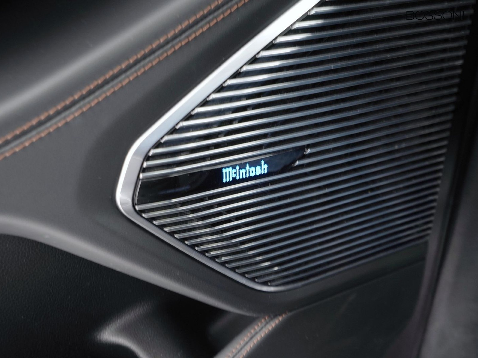 34 - Jeep Grand Cherokee 2.0 atx phev summit reserve 4xe auto