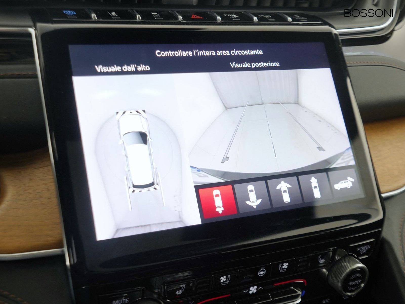 40 - Jeep Grand Cherokee 2.0 atx phev summit reserve 4xe auto