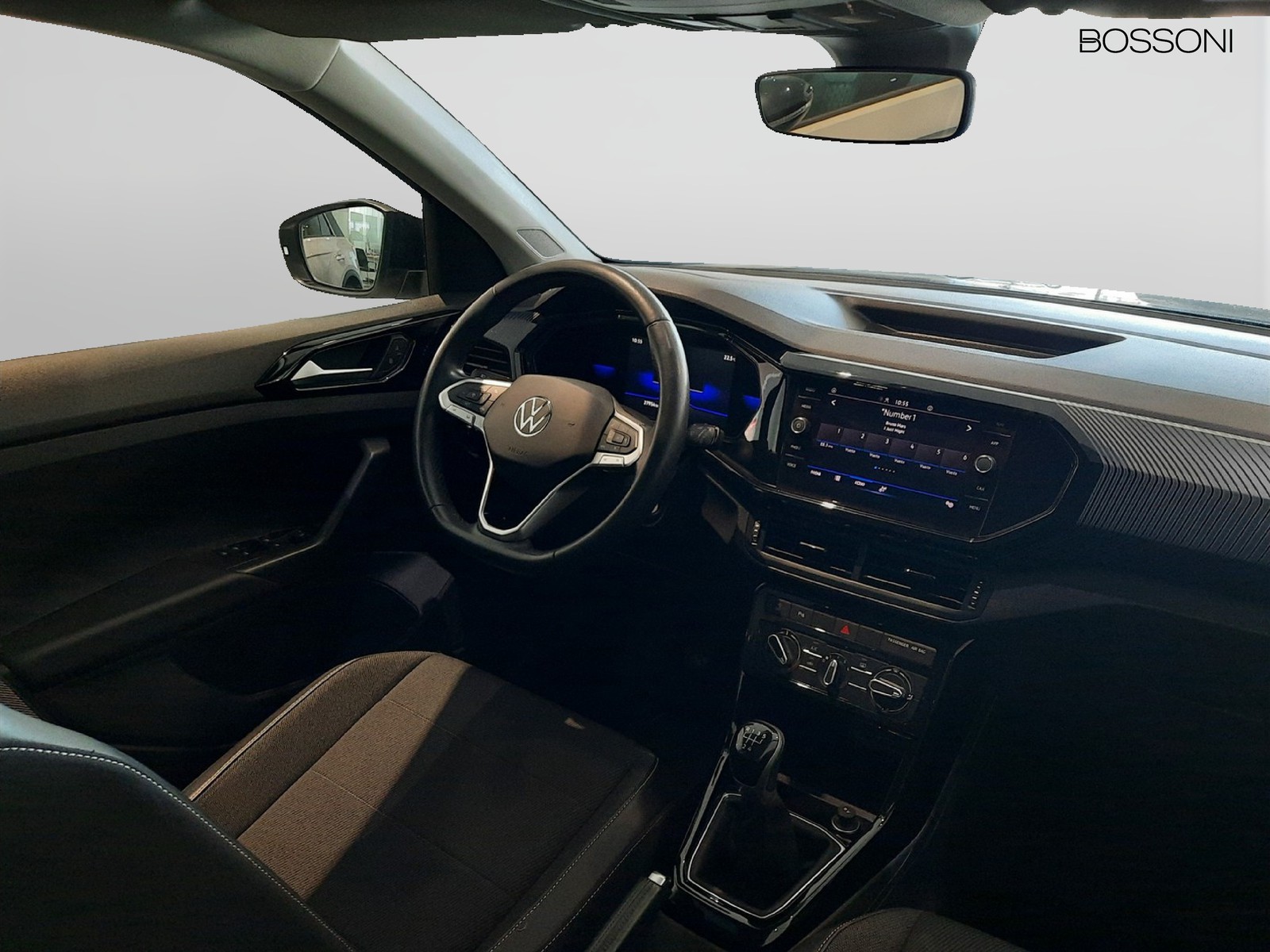 5 - Volkswagen T-Cross 1.0 tsi 95cv style