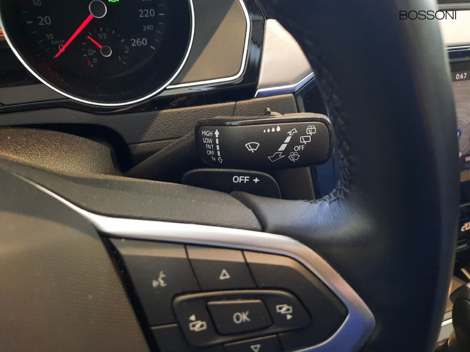 16 - Volkswagen Passat variant 2.0 tdi scr evo 150cv business dsg