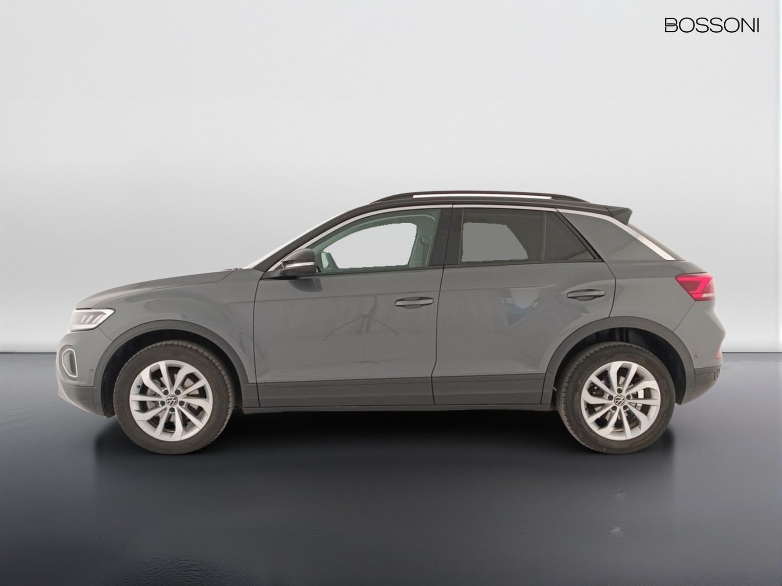3 - Volkswagen T-Roc 2.0 tdi scr 115cv life
