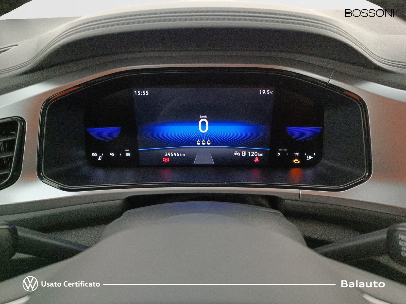 9 - Volkswagen T-Roc 2.0 tdi scr 115cv life