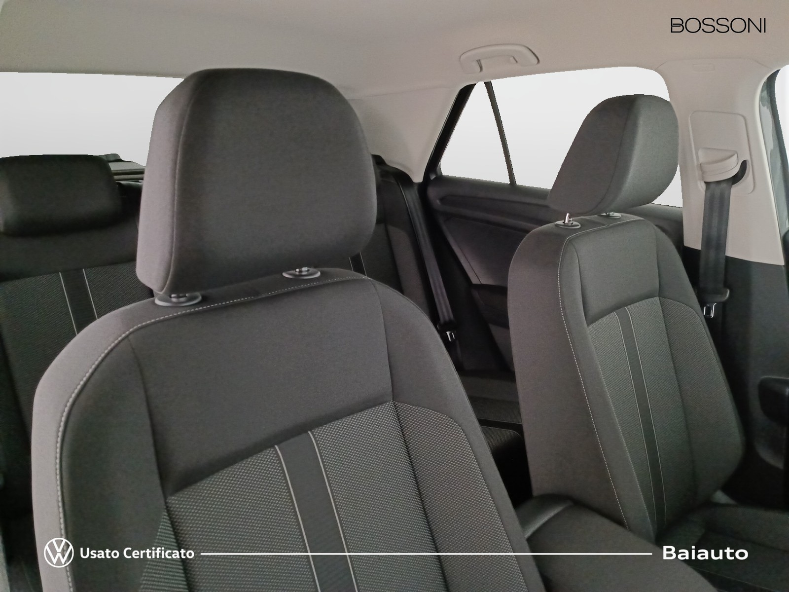 22 - Volkswagen T-Roc 2.0 tdi scr 115cv life