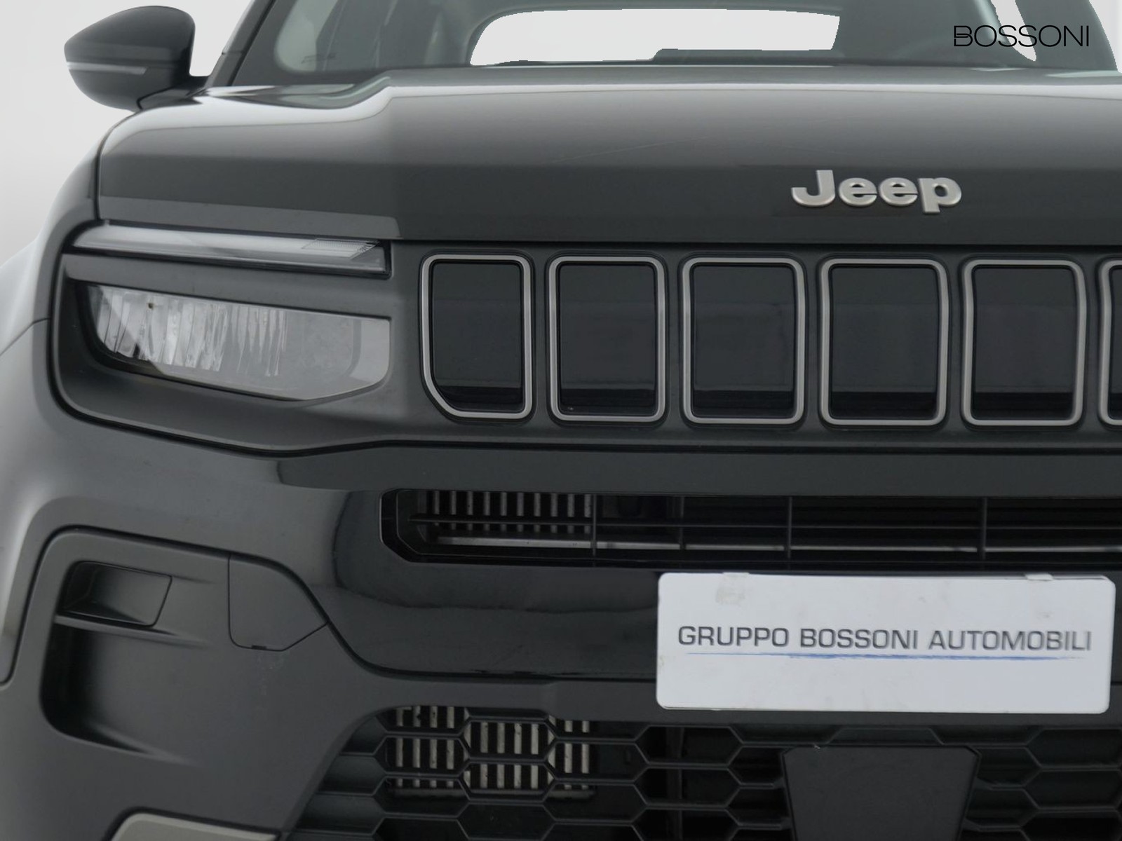 14 - Jeep Avenger 1.2 turbo 100cv longitude fwd