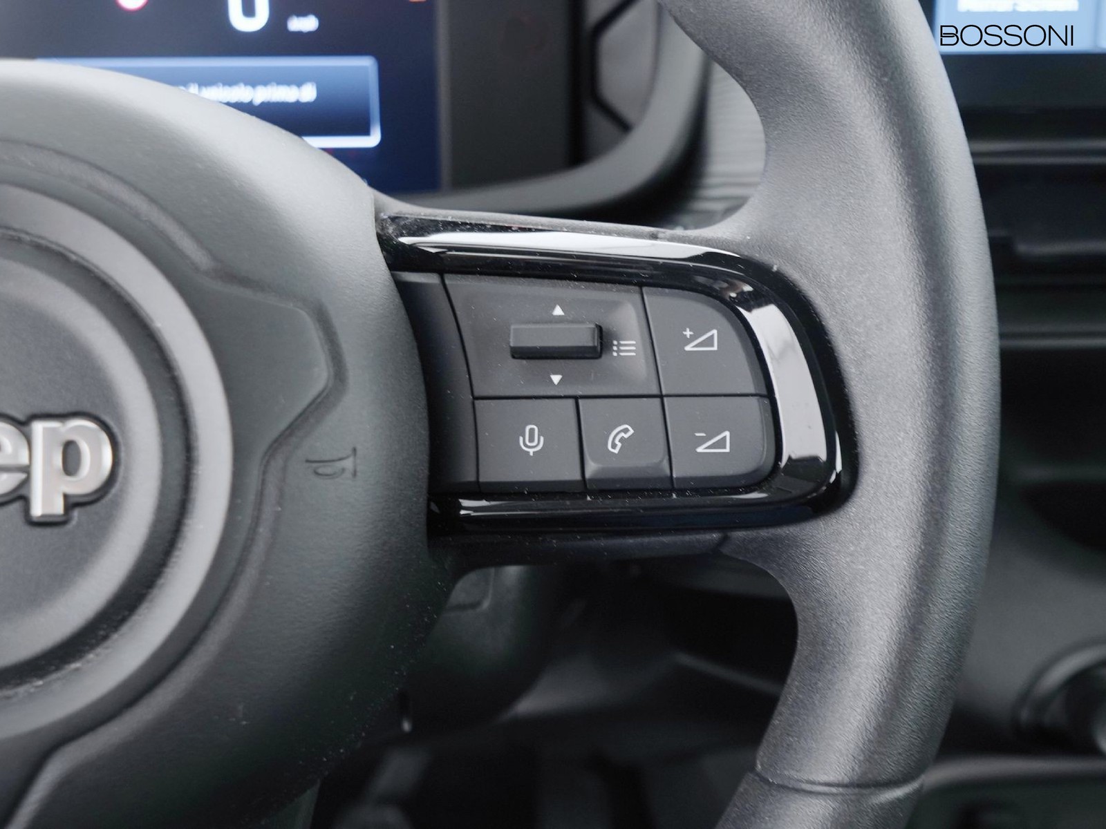 26 - Jeep Avenger 1.2 turbo 100cv longitude fwd