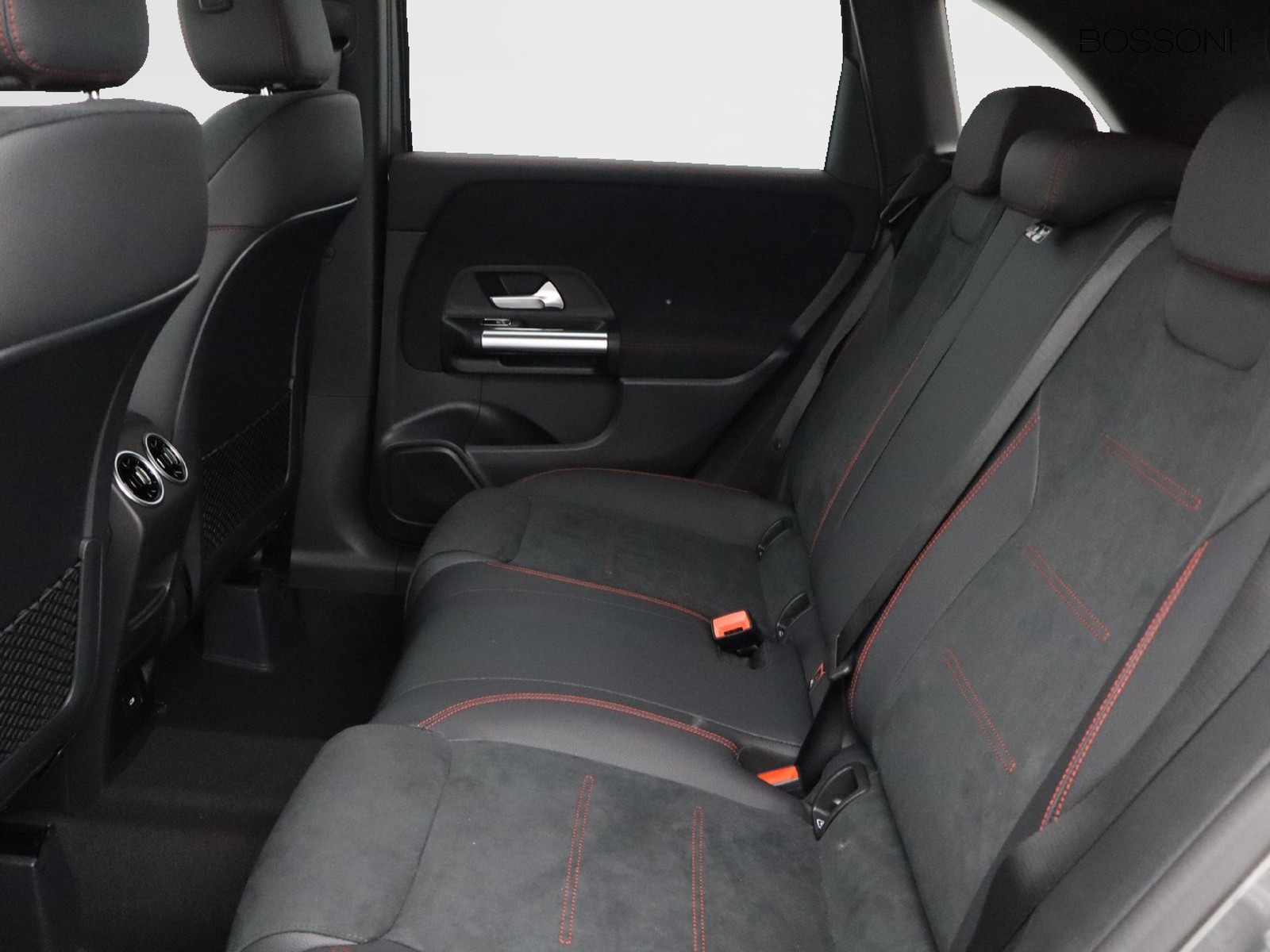 8 - Mercedes Classe B 180 d amg line advanced plus 8g-dct