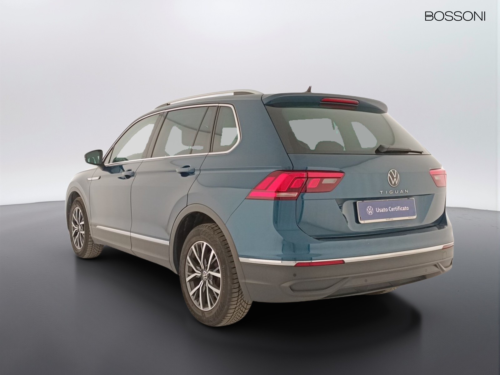 4 - Volkswagen Tiguan 2.0 tdi scr 150cv life dsg