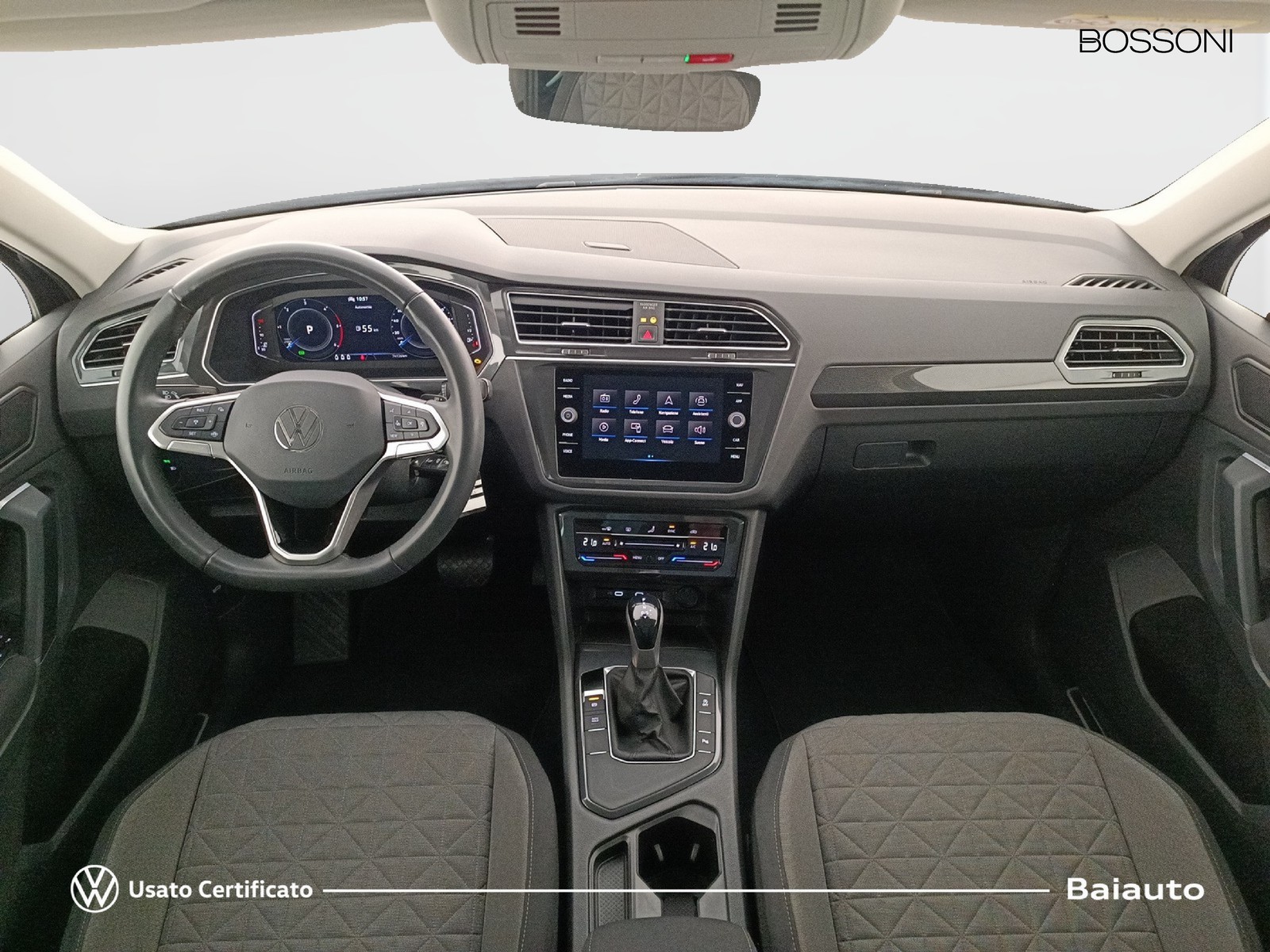 6 - Volkswagen Tiguan 2.0 tdi scr 150cv life dsg