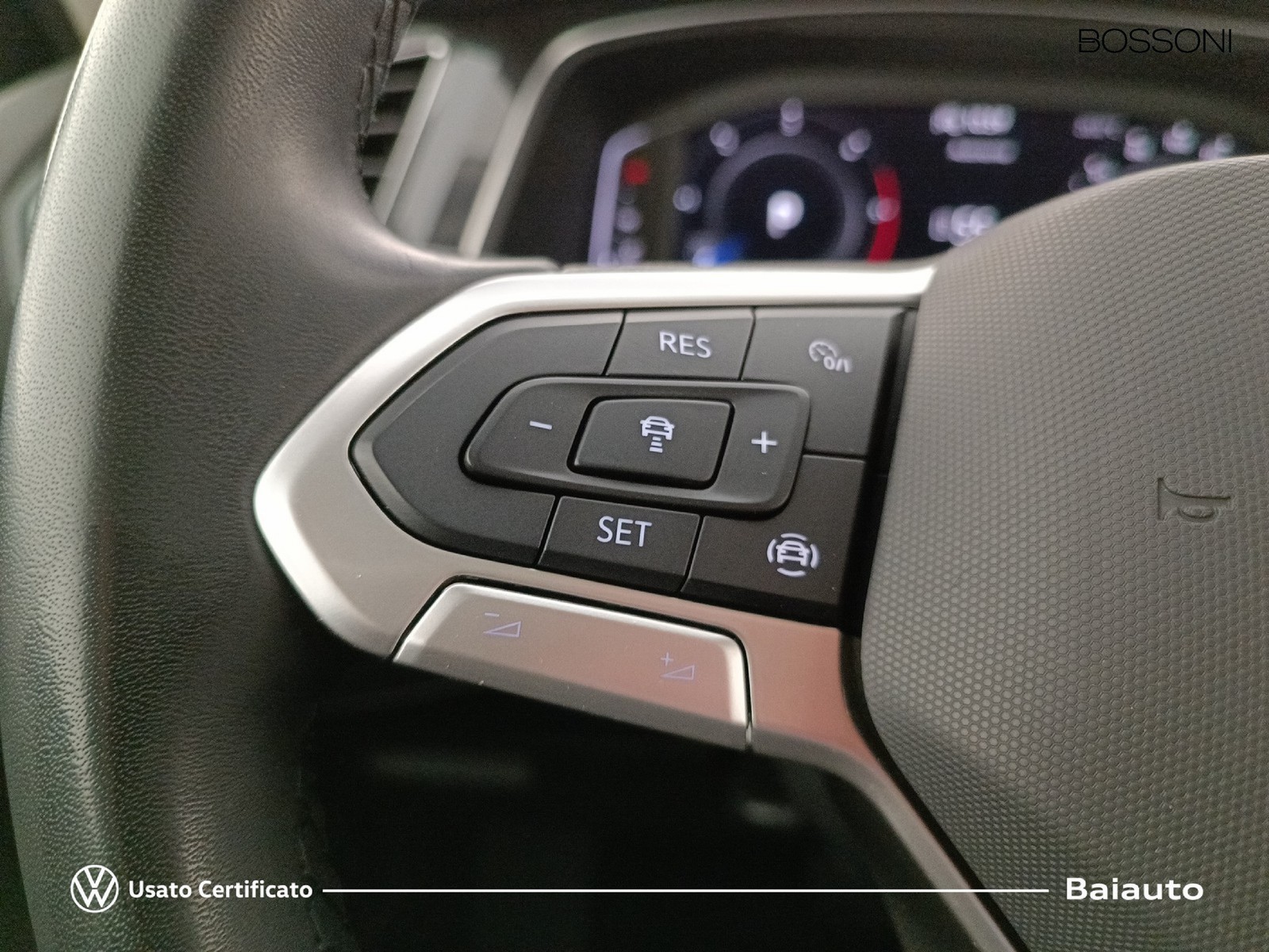 15 - Volkswagen Tiguan 2.0 tdi scr 150cv life dsg