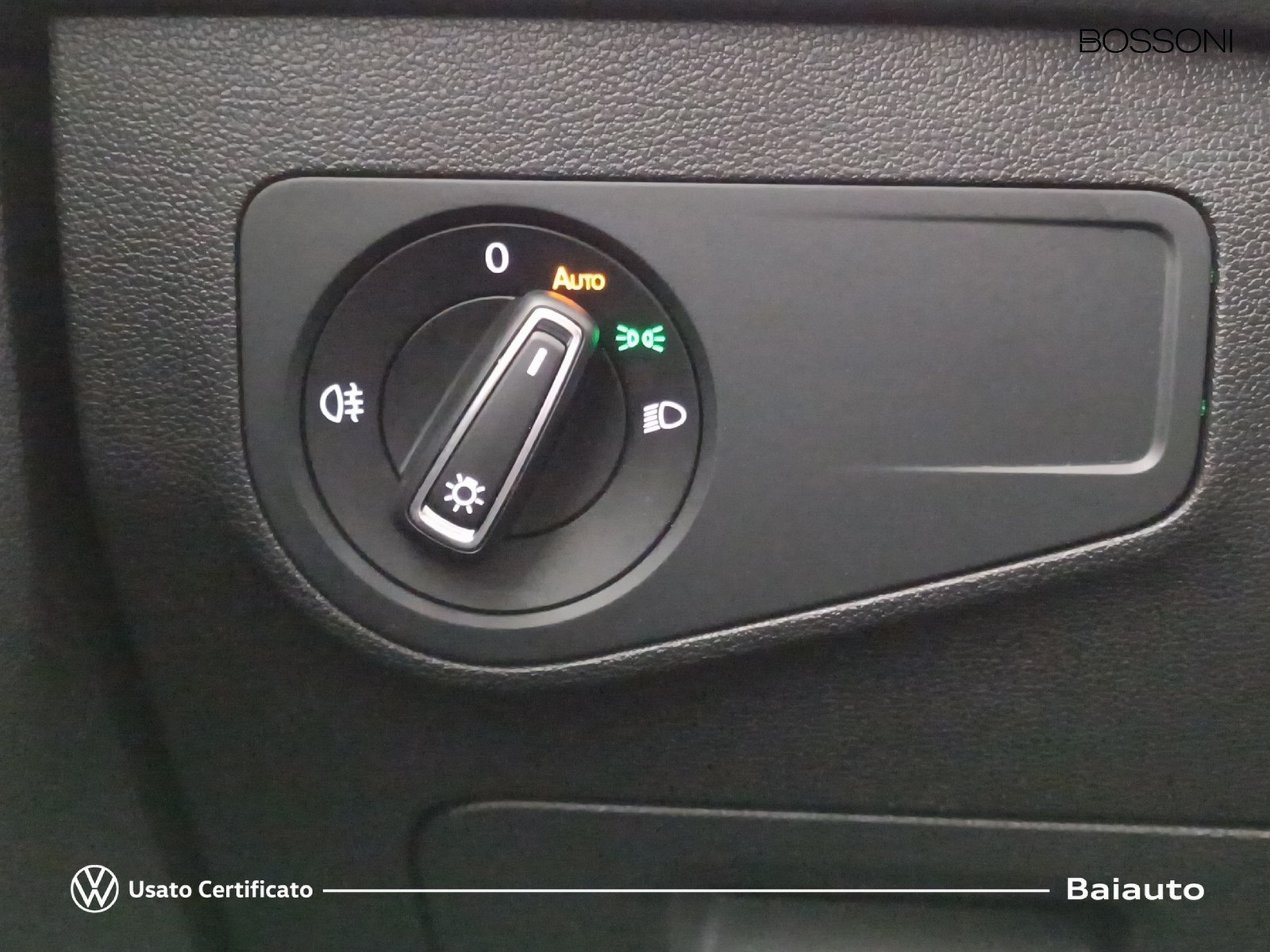 17 - Volkswagen Tiguan 2.0 tdi scr 150cv life dsg