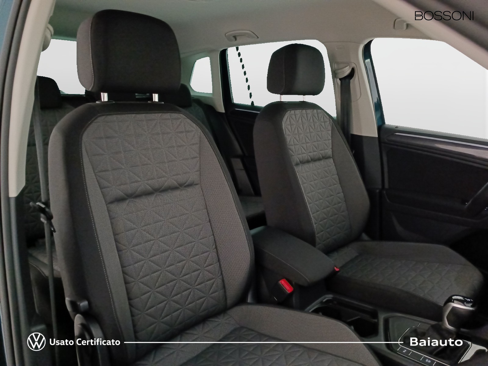 20 - Volkswagen Tiguan 2.0 tdi scr 150cv life dsg