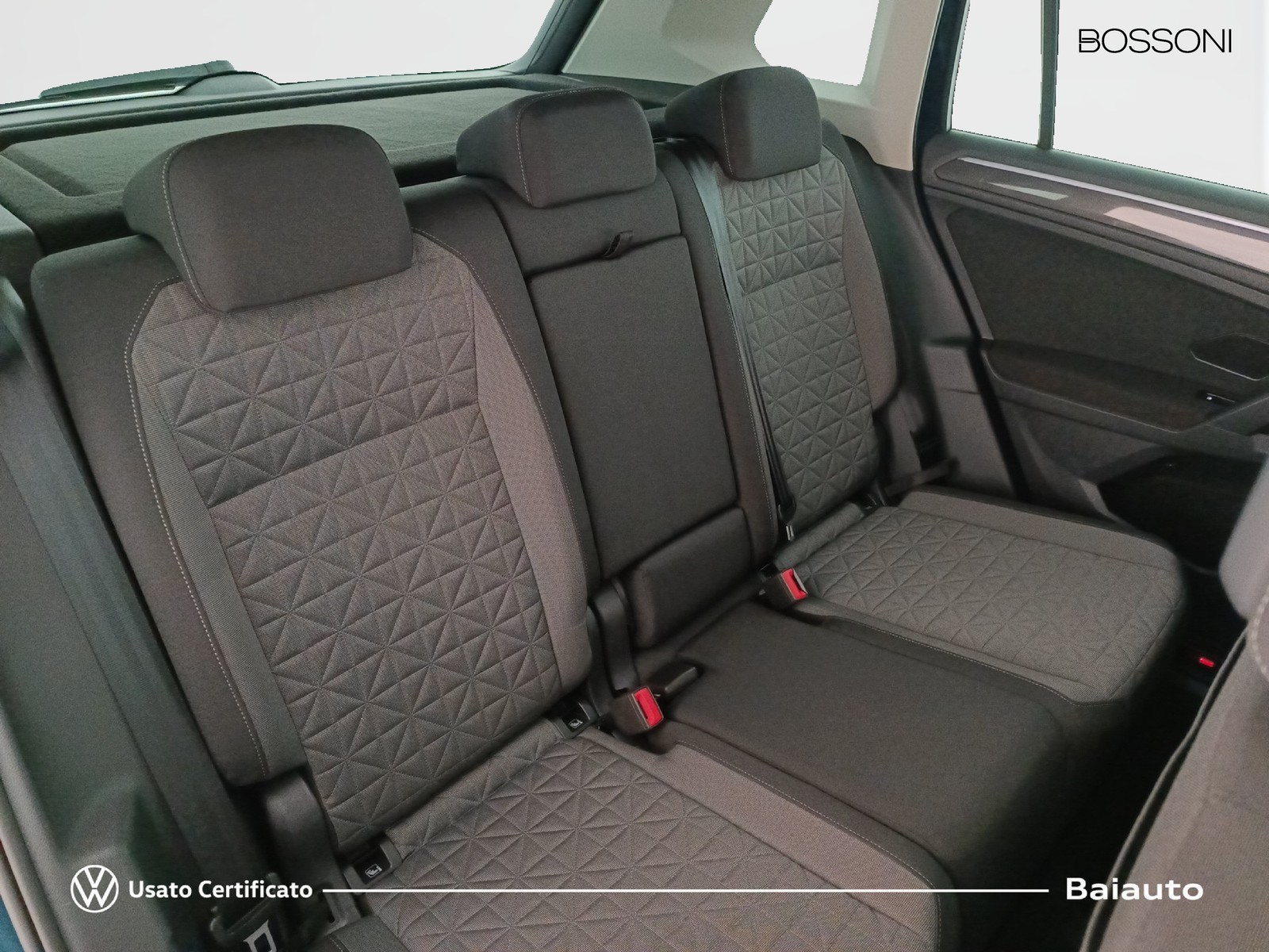 21 - Volkswagen Tiguan 2.0 tdi scr 150cv life dsg