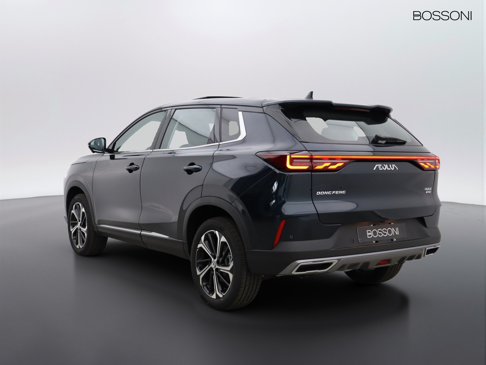 5 - Dongfeng Huge 1.5 t e2 320t auto