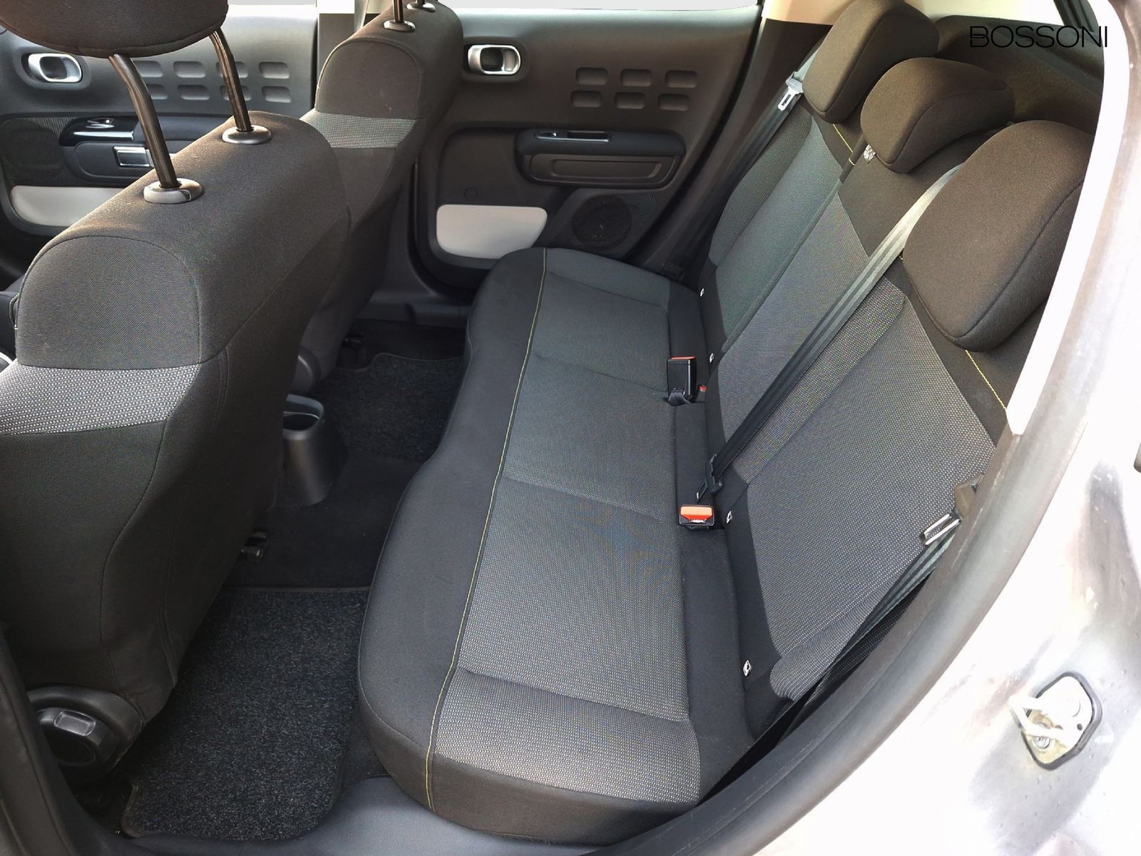 12 - Citroen C3 1.2 puretech 110cv shine pack eat s&s my20