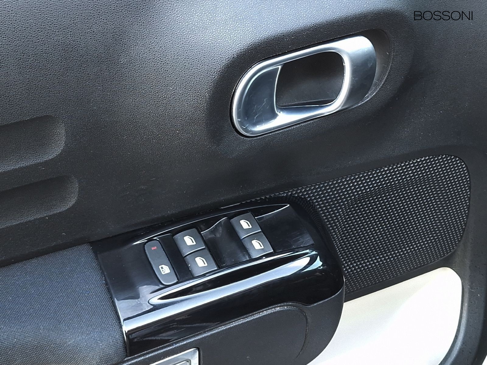 20 - Citroen C3 1.2 puretech 110cv shine pack eat s&s my20