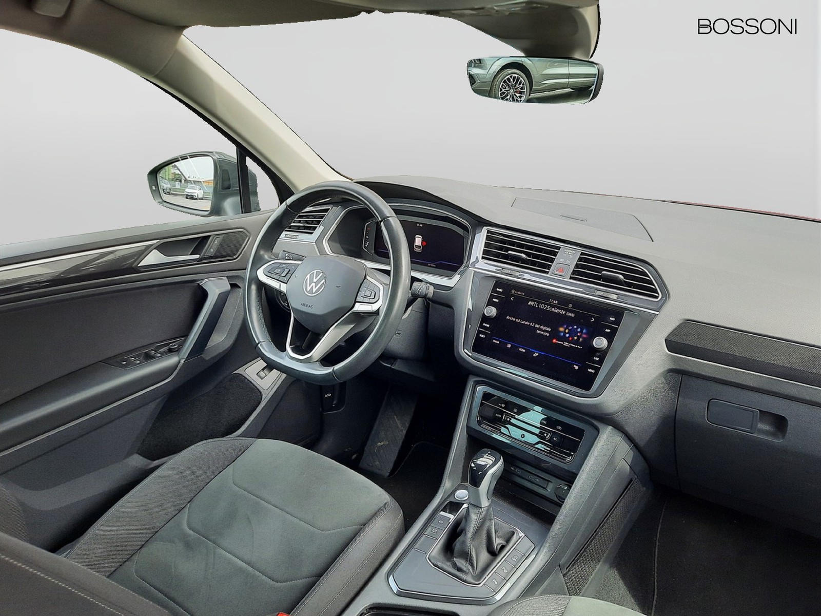6 - Volkswagen Tiguan 2.0 tdi scr 150cv elegance dsg
