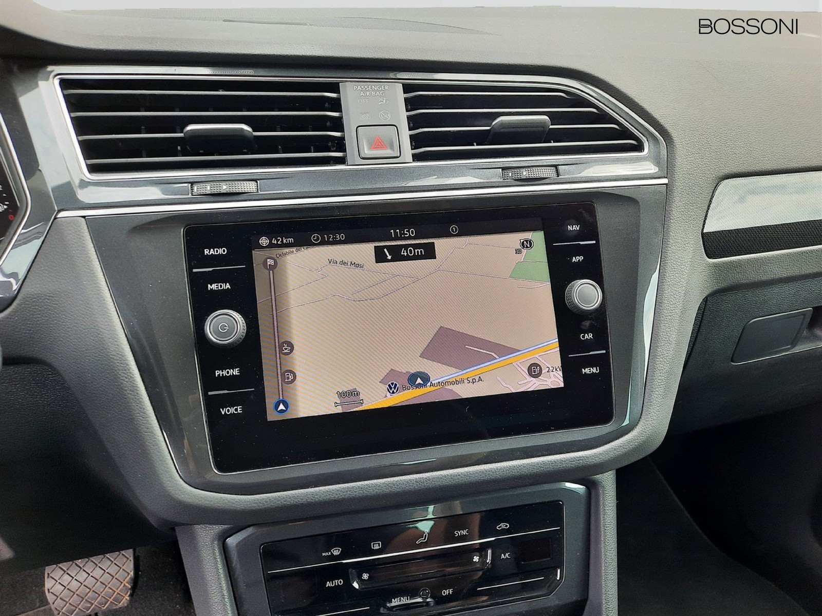 11 - Volkswagen Tiguan 2.0 tdi scr 150cv elegance dsg