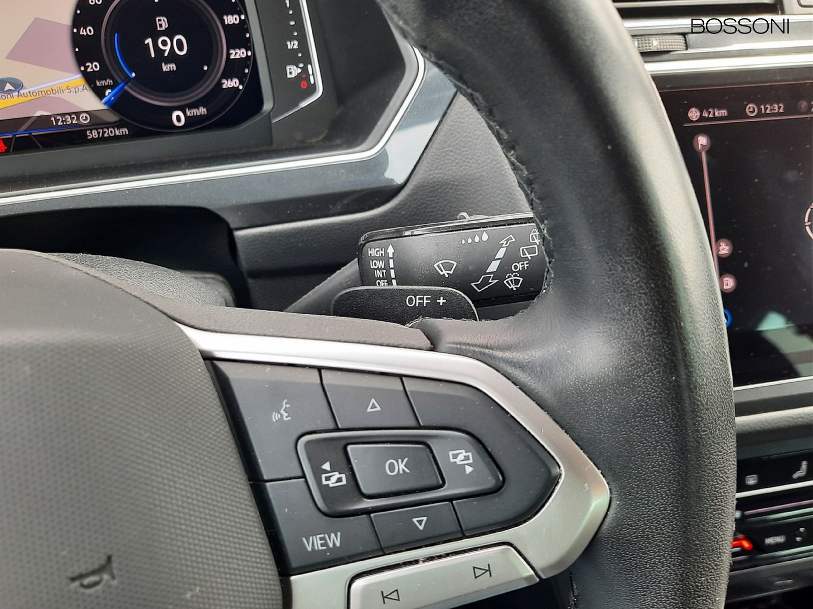 18 - Volkswagen Tiguan 2.0 tdi scr 150cv elegance dsg
