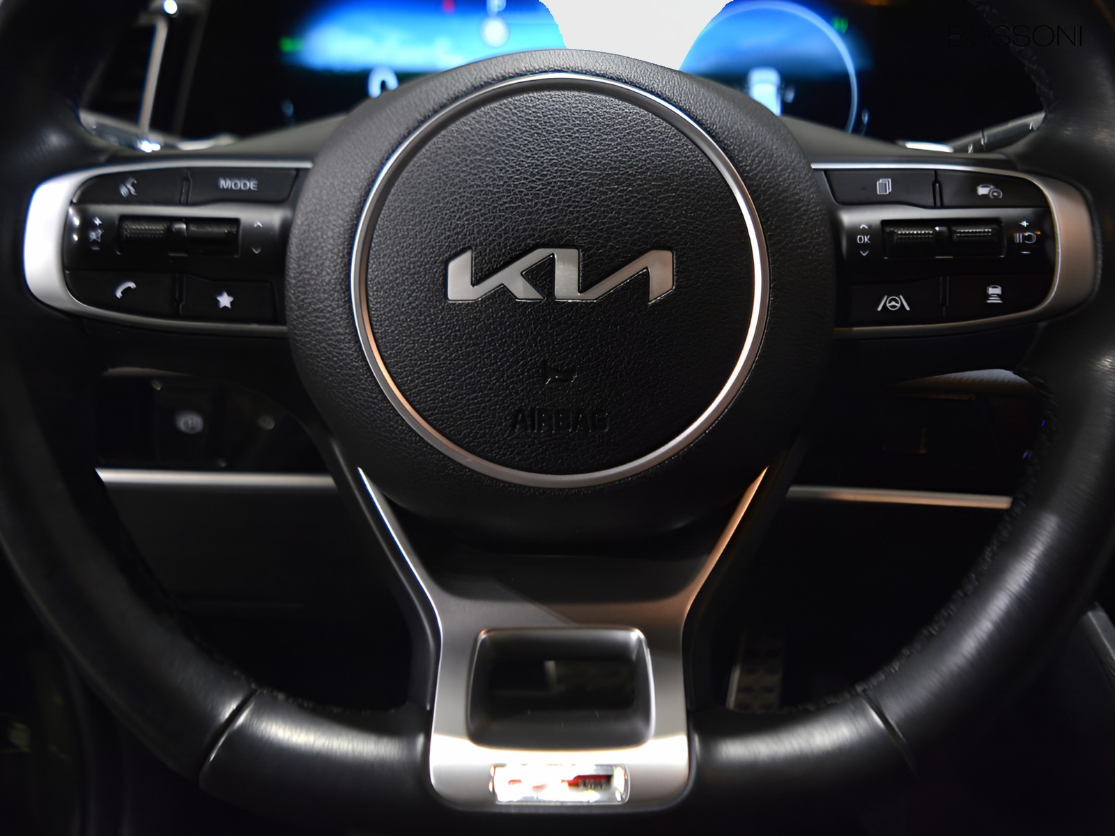 16 - Kia Sportage 1.6 t-gdi hev gt-line at6